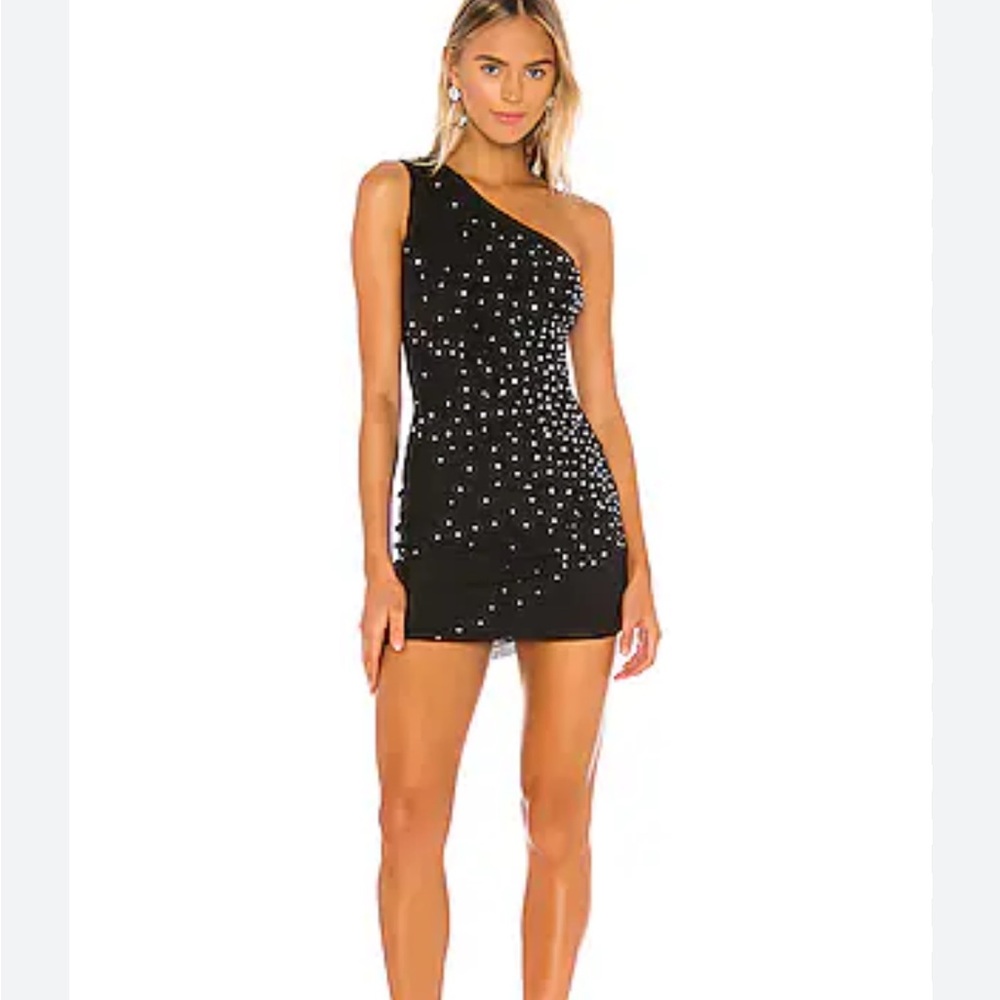 Elegant Black One-Shoulder Dress